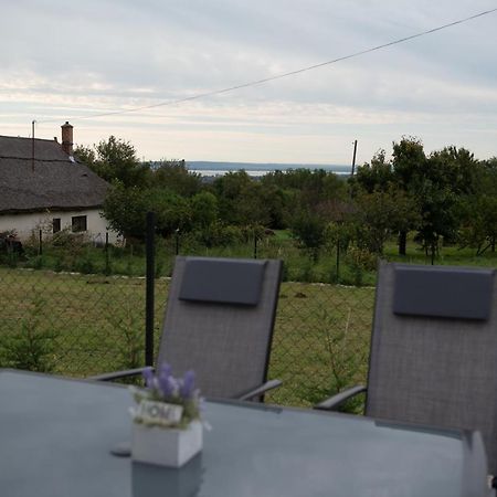 Bridgiet Home Apartman Cserszegtomaj Exteriör bild