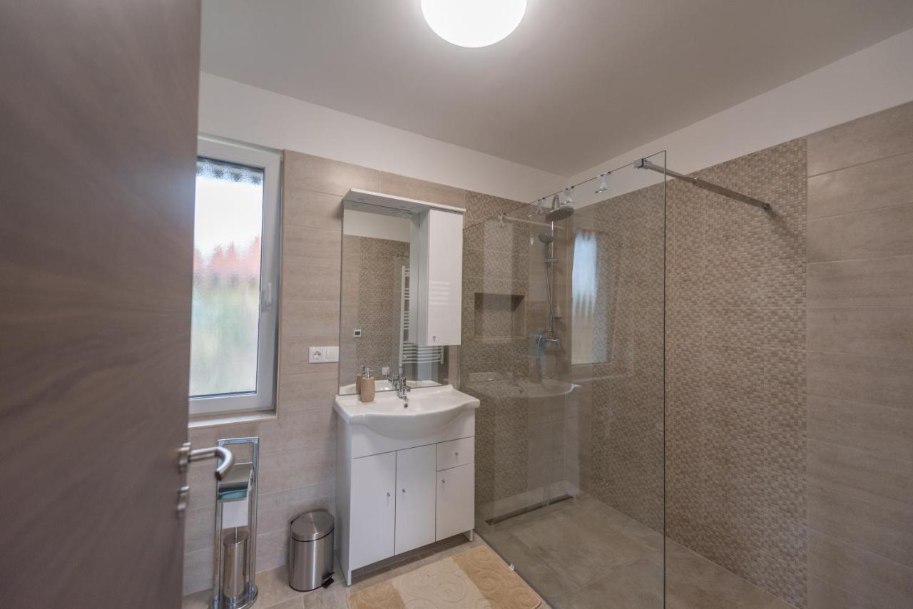 Bridgiet Home Apartman Cserszegtomaj Exteriör bild